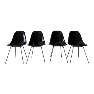1970s Vintage Herman Miller Eames Aluminum Group Chairs - Set of 4 For Sale
