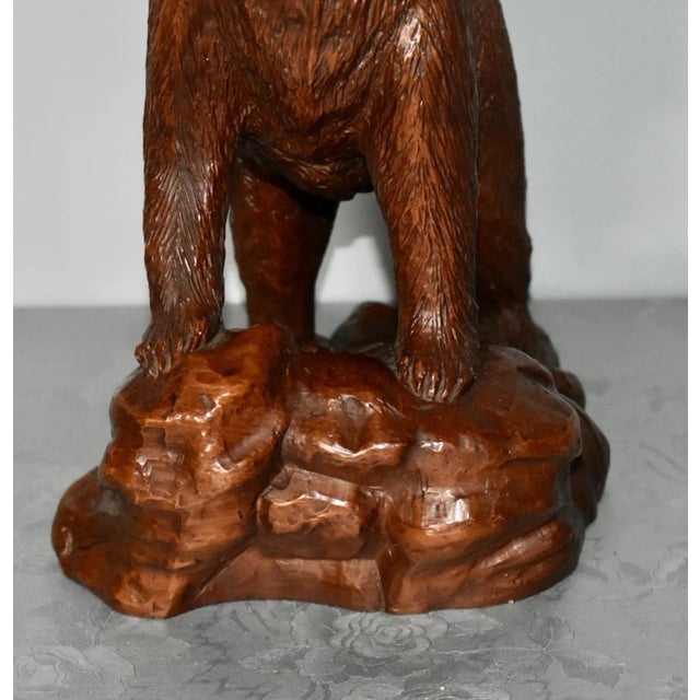 Plastic Handcrafted Grizzly Bear Sculpture Figurine Red Mill 1988 For Sale - Image 7 of 12