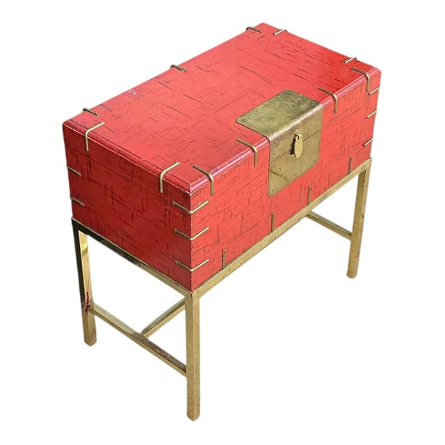1980s 20th-C. Modern Chinese Red & Brass Box on Stand / Side Table For Sale - Image 5 of 7