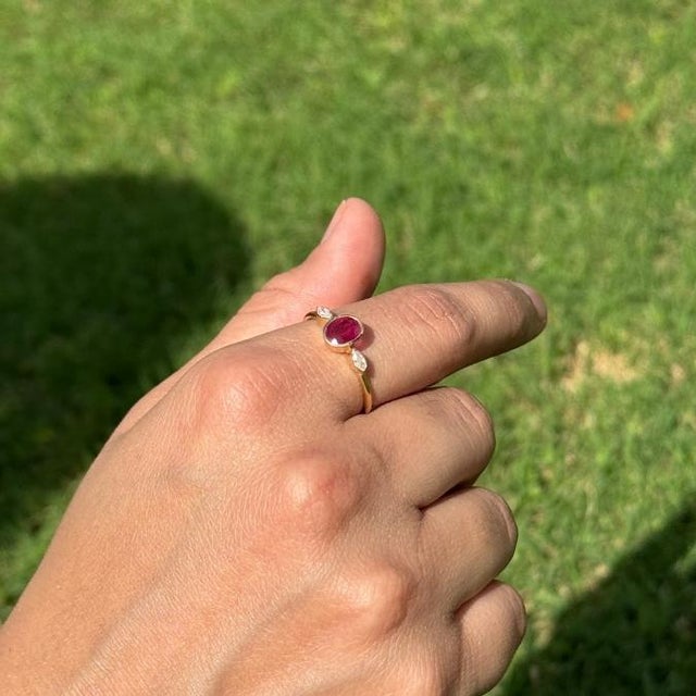 Modern Ruby & Marquise Diamond Three-Stone Bezel Set Ring 14k Yellow Gold Size 6.5 For Sale - Image 9 of 16