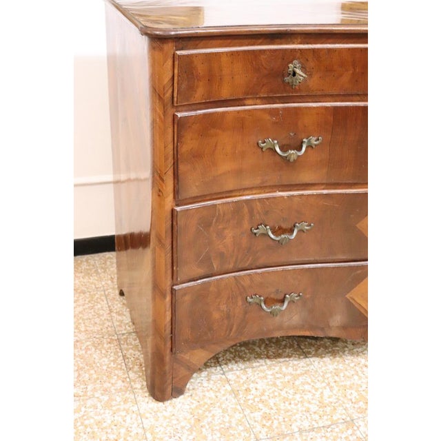 Antique Chest of Drawers in Walnut, 18th Century For Sale - Image 11 of 12