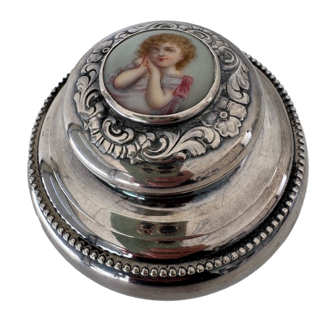 Charming late 19th-century Victorian covered dresser jar by Derby Silver Company, beautifully crafted in quadruple...