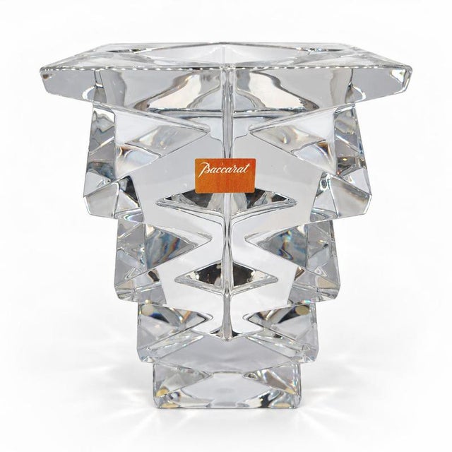 Baccarat - "Architecture" Vase in Crystal - Nicolas Triboulot - France, late 20th century. Sculptural vase in transparent...