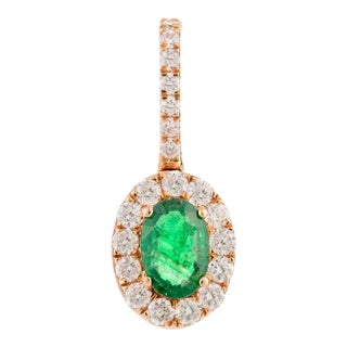 Emerald Halo Diamond Pendant Necklace For Sale