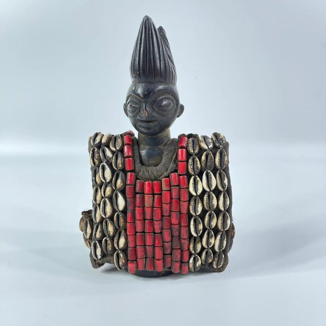 Early 20th Century Yoruba Ibeji Figure with Cowrie Shell Vest Nigeria For Sale - Image 4 of 8