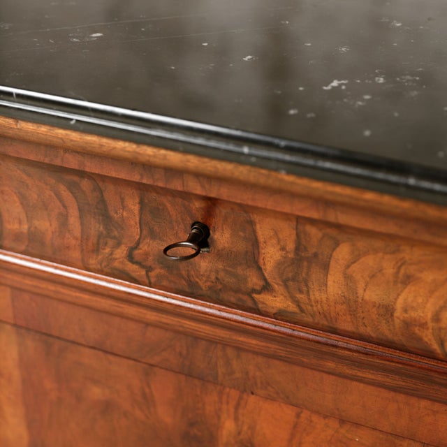 Brown 1850s French Louis Philippe Period Marble Top Commode For Sale - Image 8 of 9