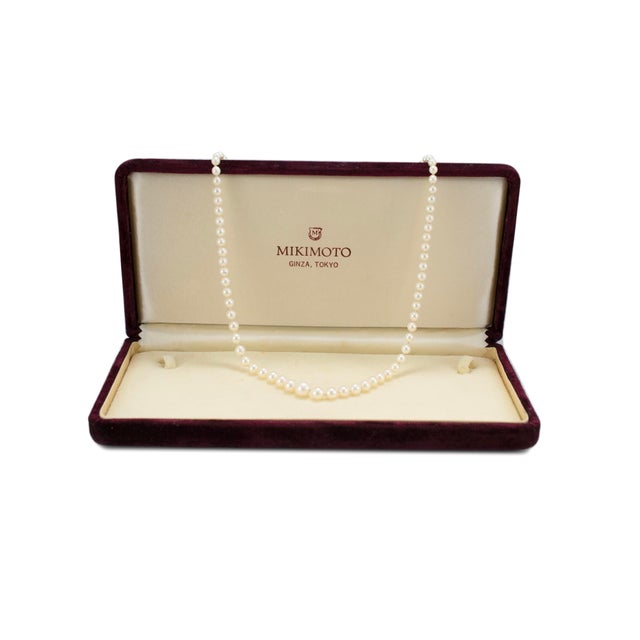 Metal Vintage Mikimoto Sterling Silver Akoya Pearl Graduated Chain Necklace For Sale - Image 7 of 8