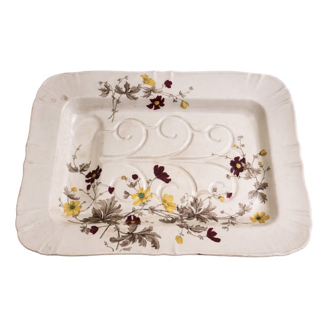 Rectangular Platter with Scalloped Edges in Cream-Glazed Earthenware from Minton For Sale