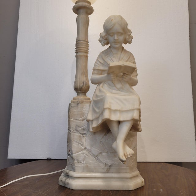 Early 20th Century Art Nouveau Girl Reading Table Lamp in Alabaster, Italy, 1920s For Sale - Image 10 of 18