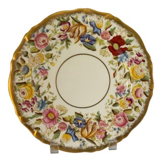 Vintage Hammersley "Queen Anne" Bone China 9" Coupe Luncheon Plate Made in England 1940s-1950s For Sale