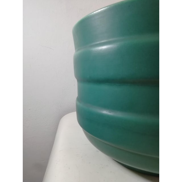 Large Futurist Vase by Giovanni Gariboldi for Richard Ginori San Cristoforo, Italy, 1930s For Sale - Image 6 of 14