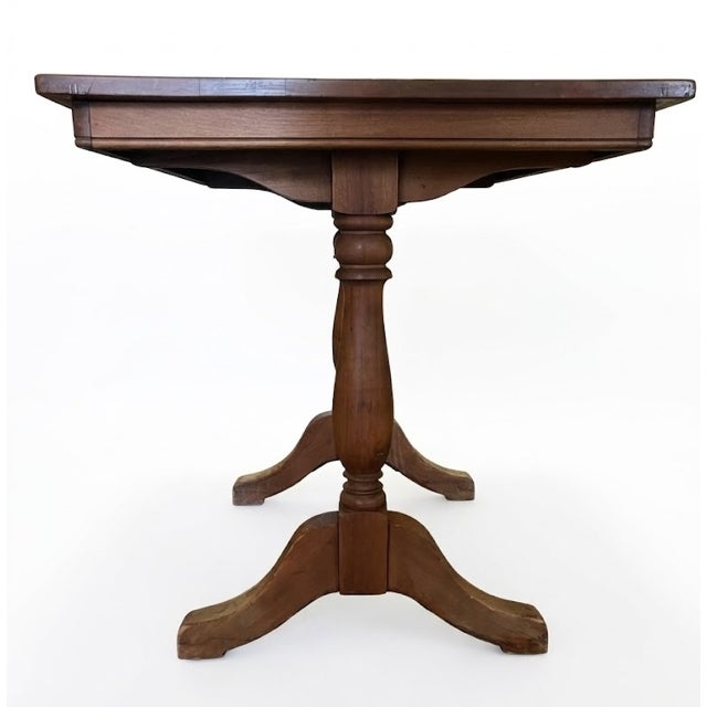 Antique Early 20th Century Reischmann Colonial Revival Maple Library Table (C. 1910–1920) For Sale In New York - Image 6 of 12