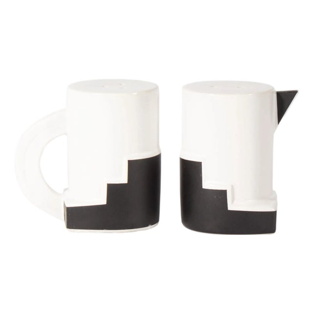 “Manhatten” Ceramic Salt and Pepper by Kato Kogei for the Fugimora Collection For Sale