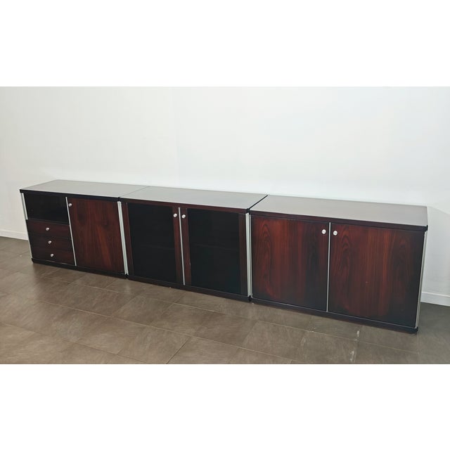 Italian Modular Furniture in Wood, Aluminum, and Glass attributed to Vittorio Introini, 1970s For Sale - Image 13 of 18