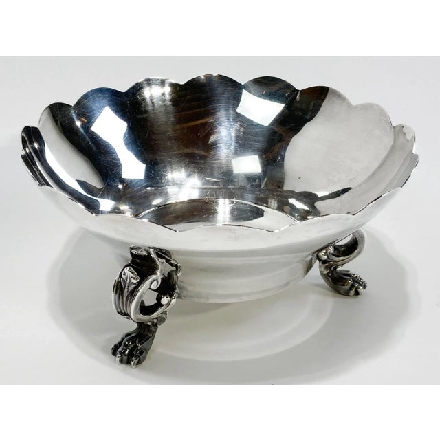 Mid 20th Century Vintage Silver Footed Reed and Barton Scalloped Bowl For Sale - Image 5 of 10