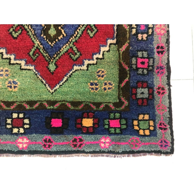 Green 1960s Vintage Nomadic Bohemian Tribal Rug- 3′7″ × 5′5″ For Sale - Image 8 of 11