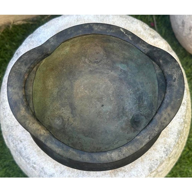 Antique Chinese Bronze Tripod Censer With Strap Handles & Xuande Mark Late Ming For Sale - Image 16 of 18