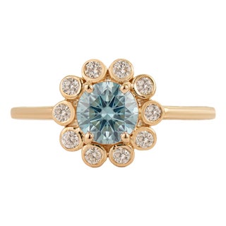 14k Yellow Gold Aquamarine & Diamond Vintage Sunburst Halo Ring Size 4 For Sale