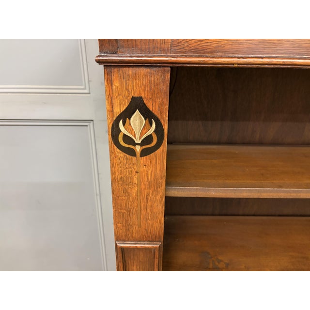 Wood Arts & Crafts Open Bookcase in Oak, 1900 For Sale - Image 7 of 15