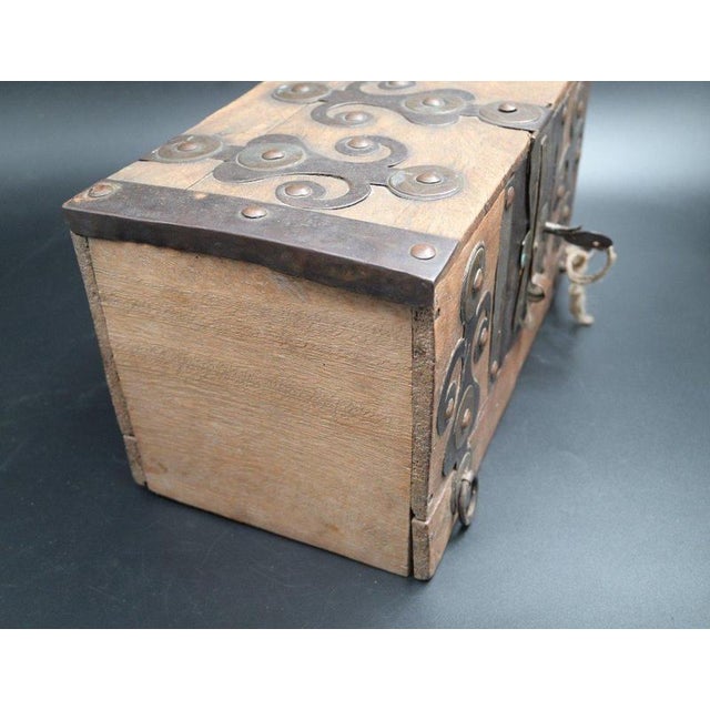 Storage Chest for the Touareg For Sale - Image 3 of 6