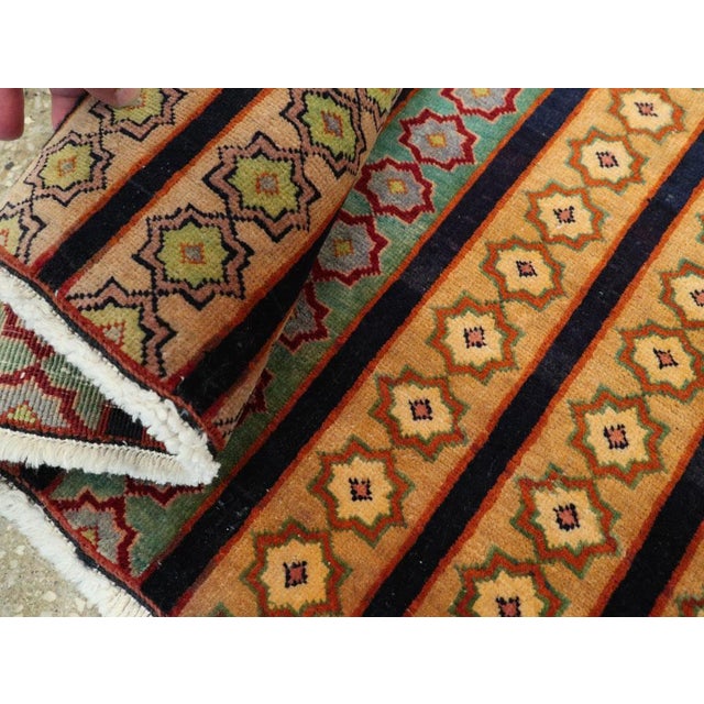 Gold Vintage Persian Kashan Rug – Size: 2' 3" X 2' 3" For Sale - Image 8 of 9