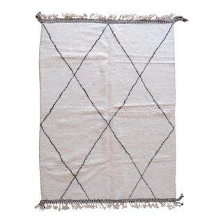 Moroccan Beni Ourain Rug - 9.7 X 6.9 Ft For Sale