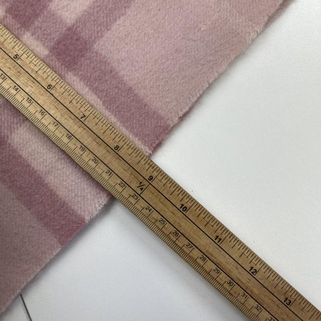 Textile Burberry Children Pink Plaid 100% Cashmere Small Scarf For Sale - Image 7 of 7