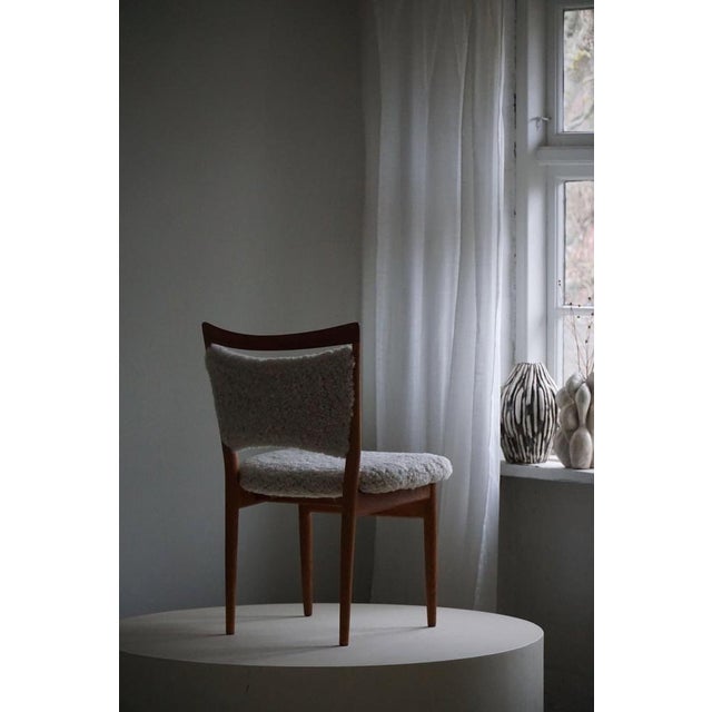 Danish Modern Dining Chairs in Oak & Lambswool Model Sw86 attributed to Finn Juhl, 1953, Set of 6 For Sale - Image 4 of 18