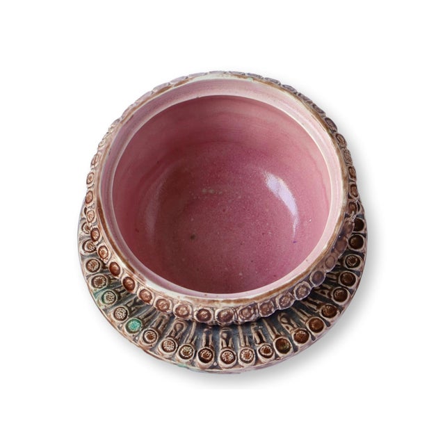 Late 19th Century Rare English Majolica Footed Tureen For Sale In Los Angeles - Image 6 of 7