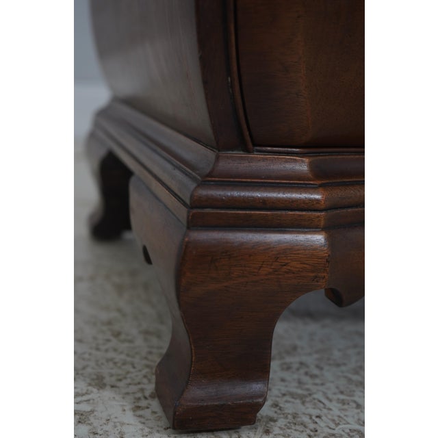 Kittinger Philadelphia Baleroy Mahogany Bombe Chest For Sale - Image 10 of 18