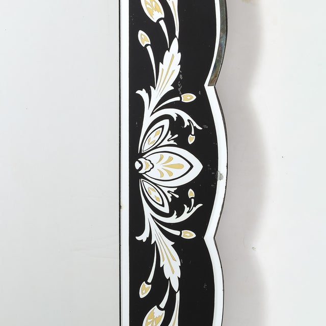 Hollywood Shadow Box Mirror in Reverse Etched & Beveled Eglomise Detailing For Sale In New York - Image 6 of 17
