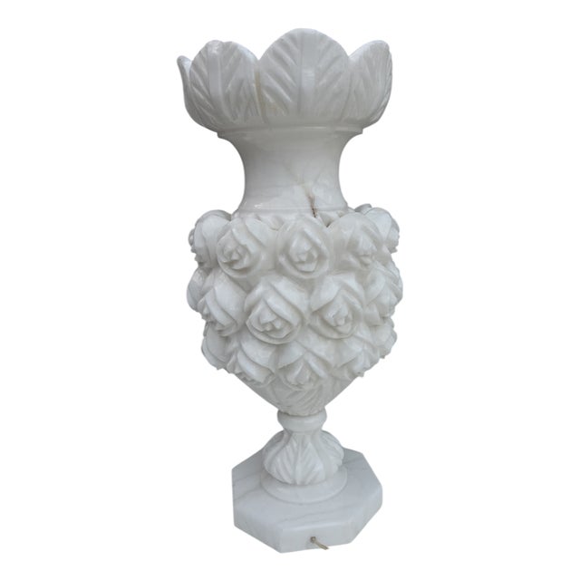 Italian Carved Flowers Alabaster Table Lamp, 1950s For Sale