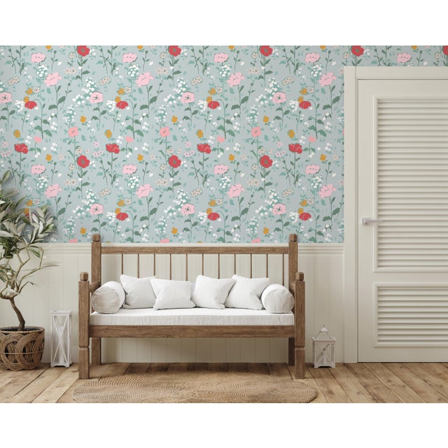 Non-woven fiber-based material with a smooth satin finish. We use the latest digital technology providing the highest...
