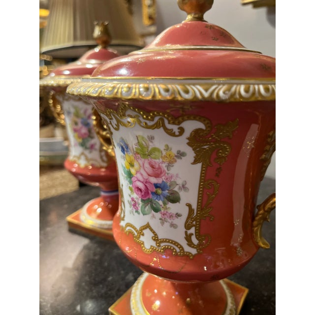 Early 20th Century 20th Century (Early) Pair English Royal Crown Derby Covered Urns Tiffany & Co. For Sale - Image 5 of 6