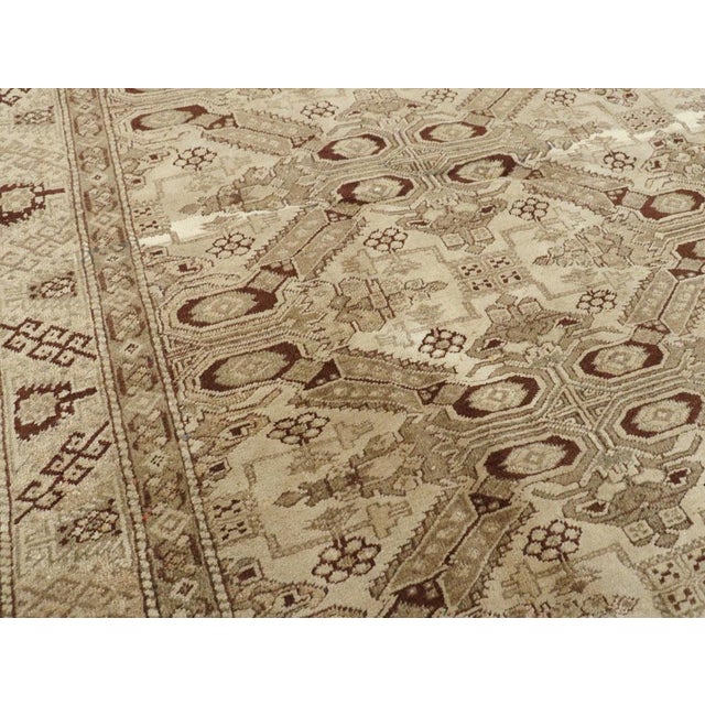 Galerie Shabab Collection Mid-20th Century Turkish Sivas Rug For Sale In New York - Image 6 of 10