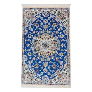 Middle Eastern Rug in Wool For Sale