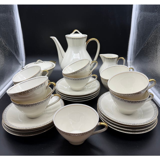 Service from Winterling Marktleuthen Bavaria, 1960s, Set of 26 For Sale - Image 15 of 15