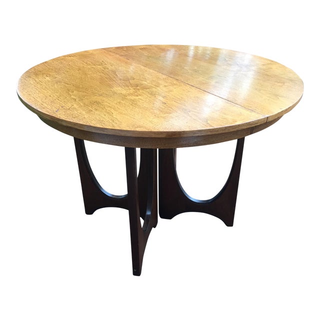 Broyhill Brasilia Dining Table with One Leaf Chairish