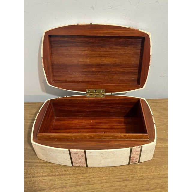 Maitland - Smith Vintage Maitland Smith Tessellated Marble and Brass Inlaid Box For Sale - Image 4 of 6