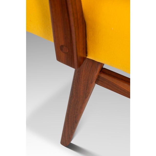 Rare Restored Mid-Century Modern Model C-108 Armchair in Walnut & Canary Yellow Fabric Attributed to Jens Risom for Jens Risom Design, Usa, C. 1950s For Sale - Image 12 of 18