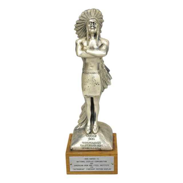 Vintage 1960s Popai Oma Store Display Award Trophy Native American Chief Figure For Sale