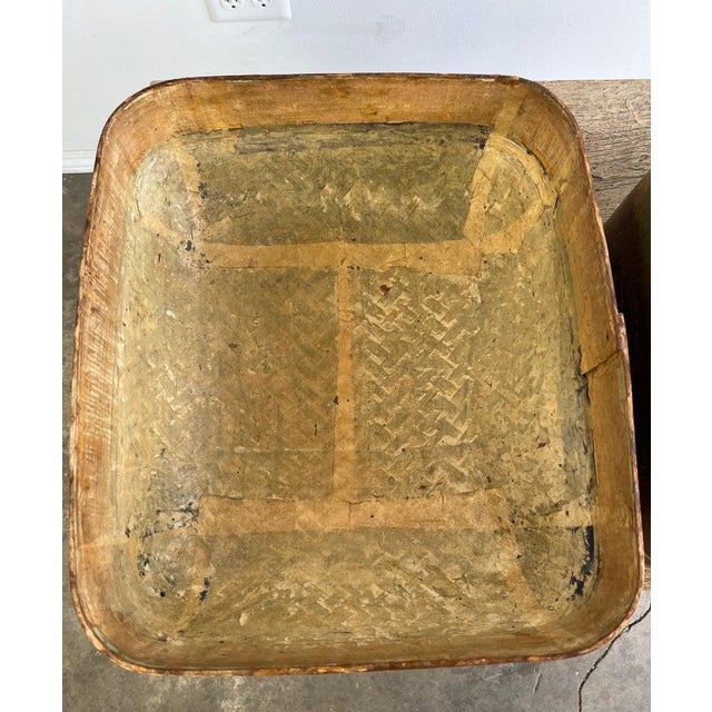 19th Century Antique Distressed Lidded Box, Chinese Paper Mache For Sale - Image 13 of 18