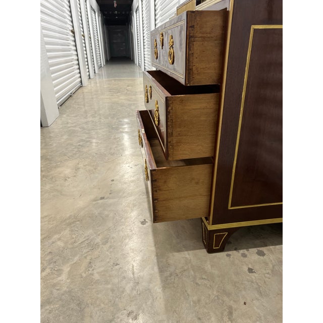 Early 19th Century Mahogany Commode For Sale - Image 4 of 8