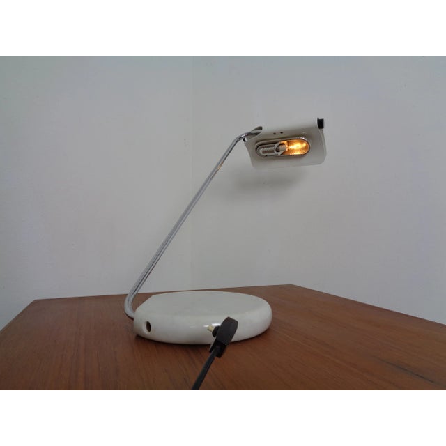 1960s Italian Adjustable and Dimmable Tegola Desk Lamp by Bruno Gecchelin for Skipper & Pollux, 1960s For Sale - Image 5 of 18