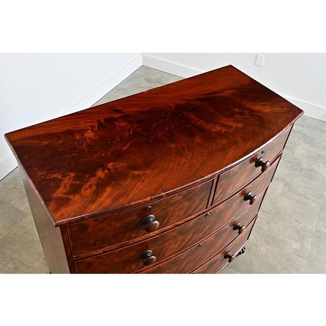 English 19th Century Mahogany Bowfront Chest of Drawers For Sale - Image 4 of 11