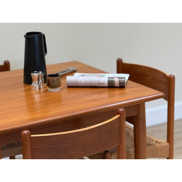 Mid-Century Modern Mid-Century Modern Danish Teak Extending Dining Table by Johannes Andersen for Heals, 1960s For Sale - Image 3 of 17