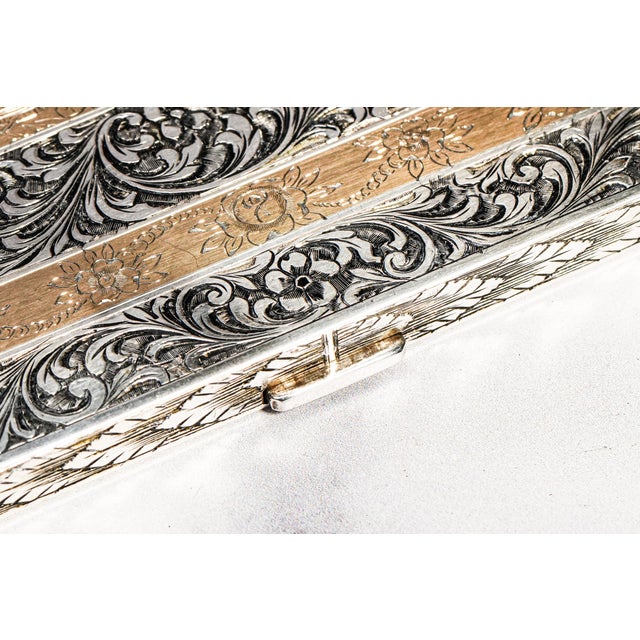 Exceptional Luxury Italian Hand Engraved Ornate Antique Cigarette Case Holder 800 Silver 18k Gold Inlay Tobacciana Collectible For Sale - Image 4 of 17