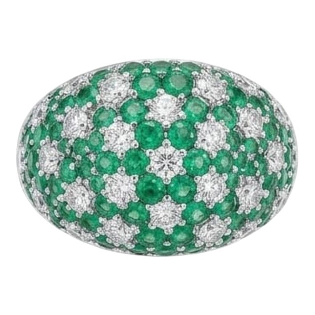 Emerald and Diamond Halo Ring in 18k Gold, 2.40ct & 1.78ct For Sale