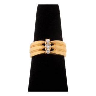Vintage Modernist 18k Yellow Gold Diamond Band Ring For Sale