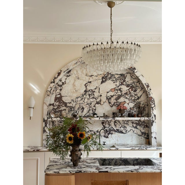 Large Murano Chandeliers in the style of Carlo Scarpa, Set of 2 For Sale - Image 7 of 11